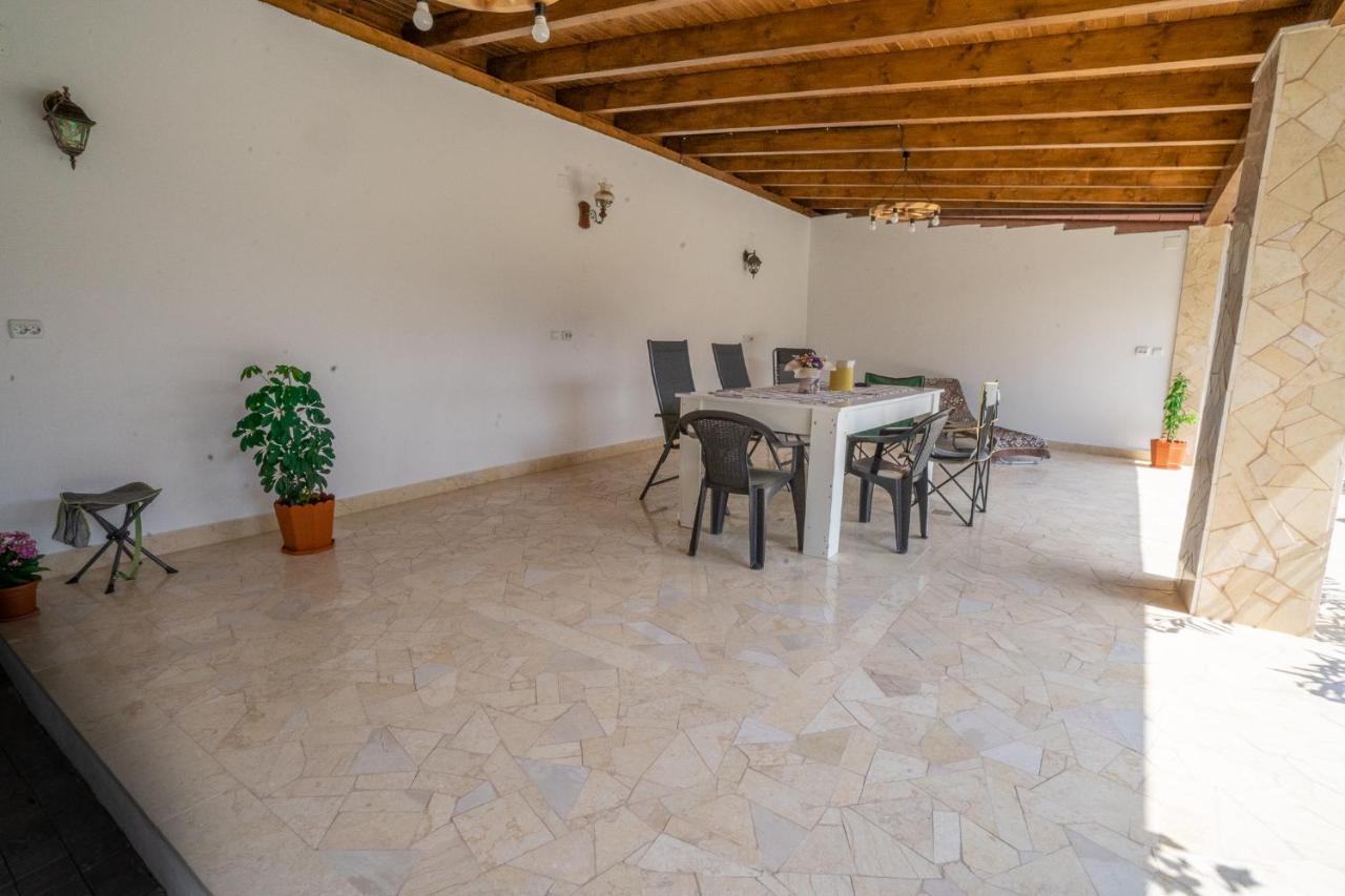 Doi Bujori Apartment Алба Юлия Екстериор снимка