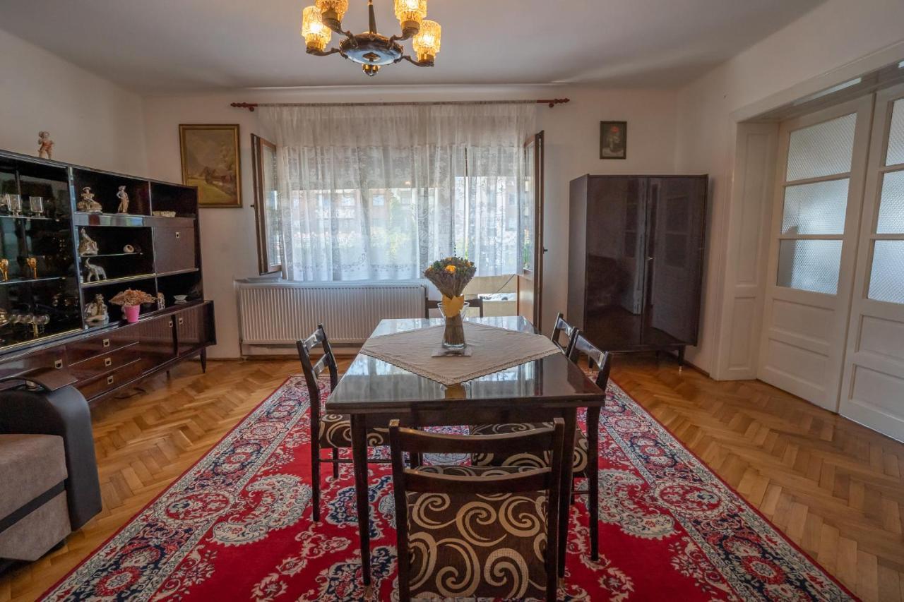 Doi Bujori Apartment Алба Юлия Екстериор снимка